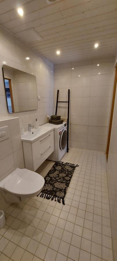 Kuninga 24/2 Old Town Apartments Parnu Luaran gambar
